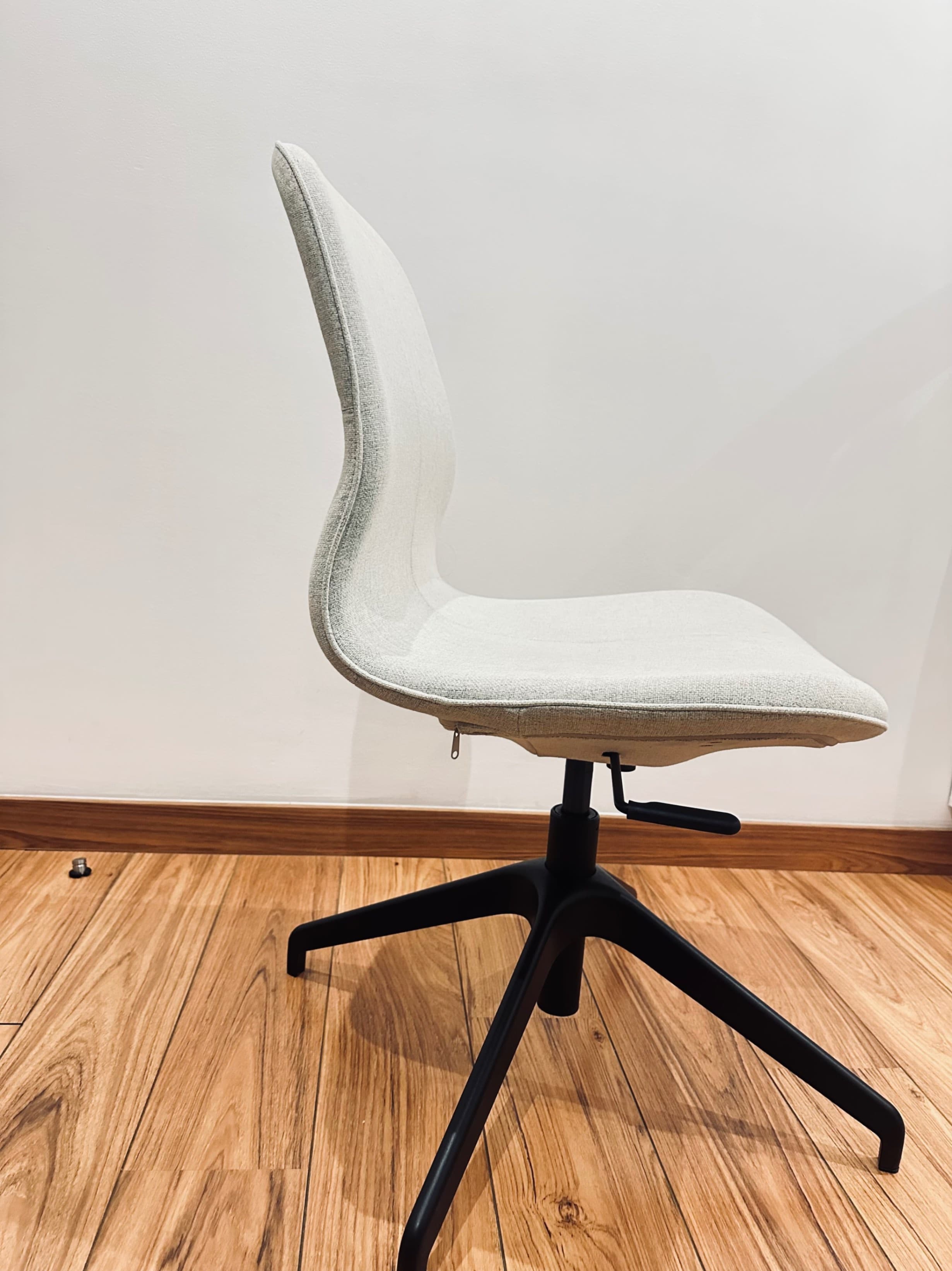 LÅNGFJÄLL conference chair, Gunnared beige/white
