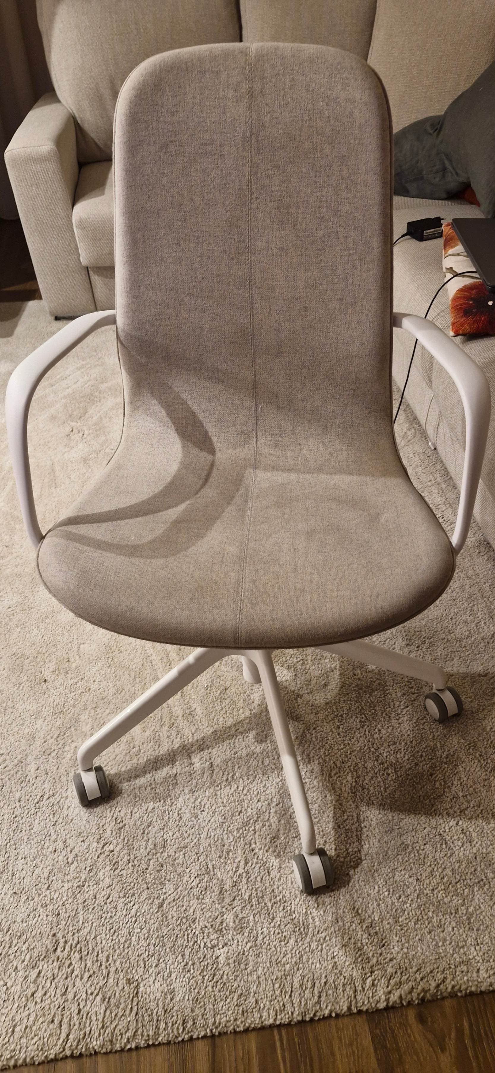 LÅNGFJÄLL conference chair with armrests, Gunnared beige/white