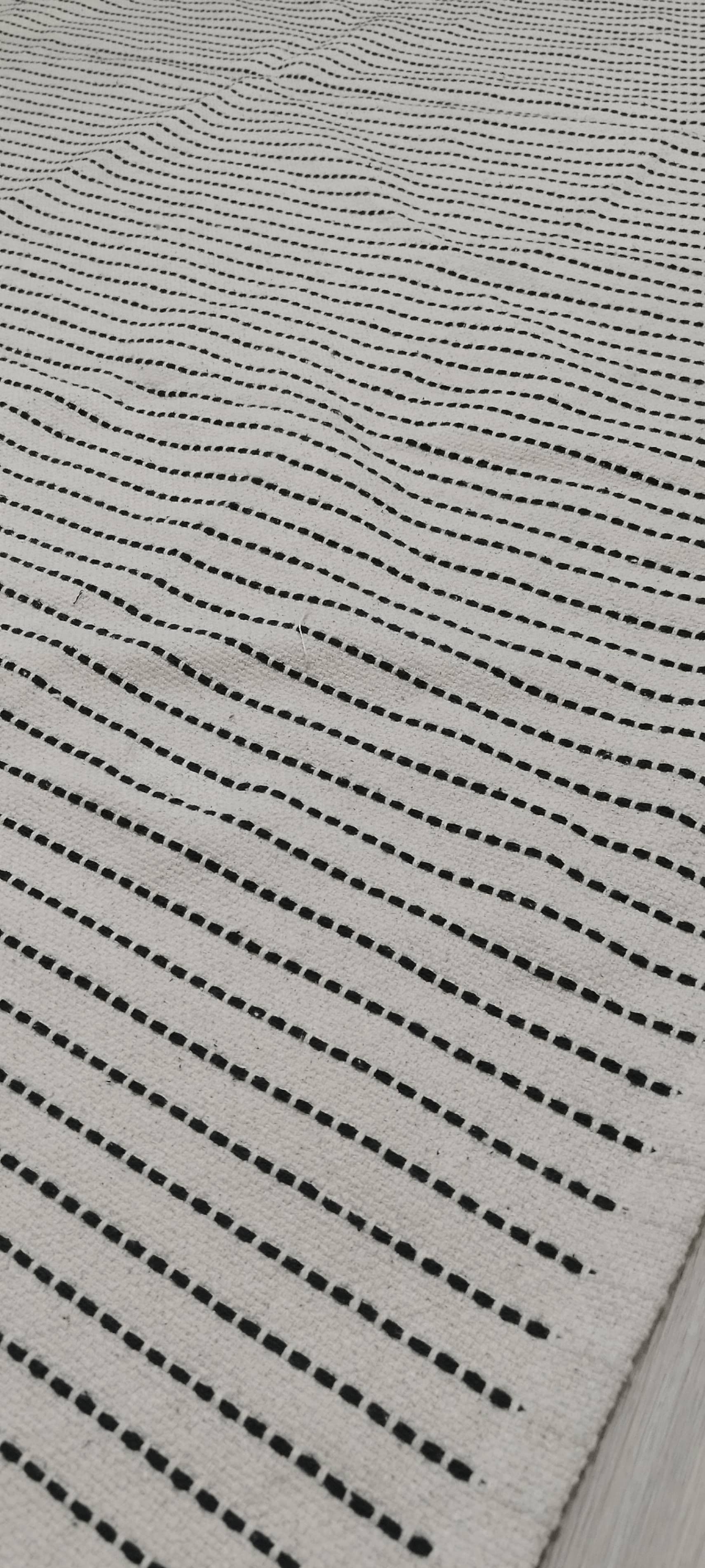 STARREKLINTE rug, flatwoven, natural/black, 155x220 cm