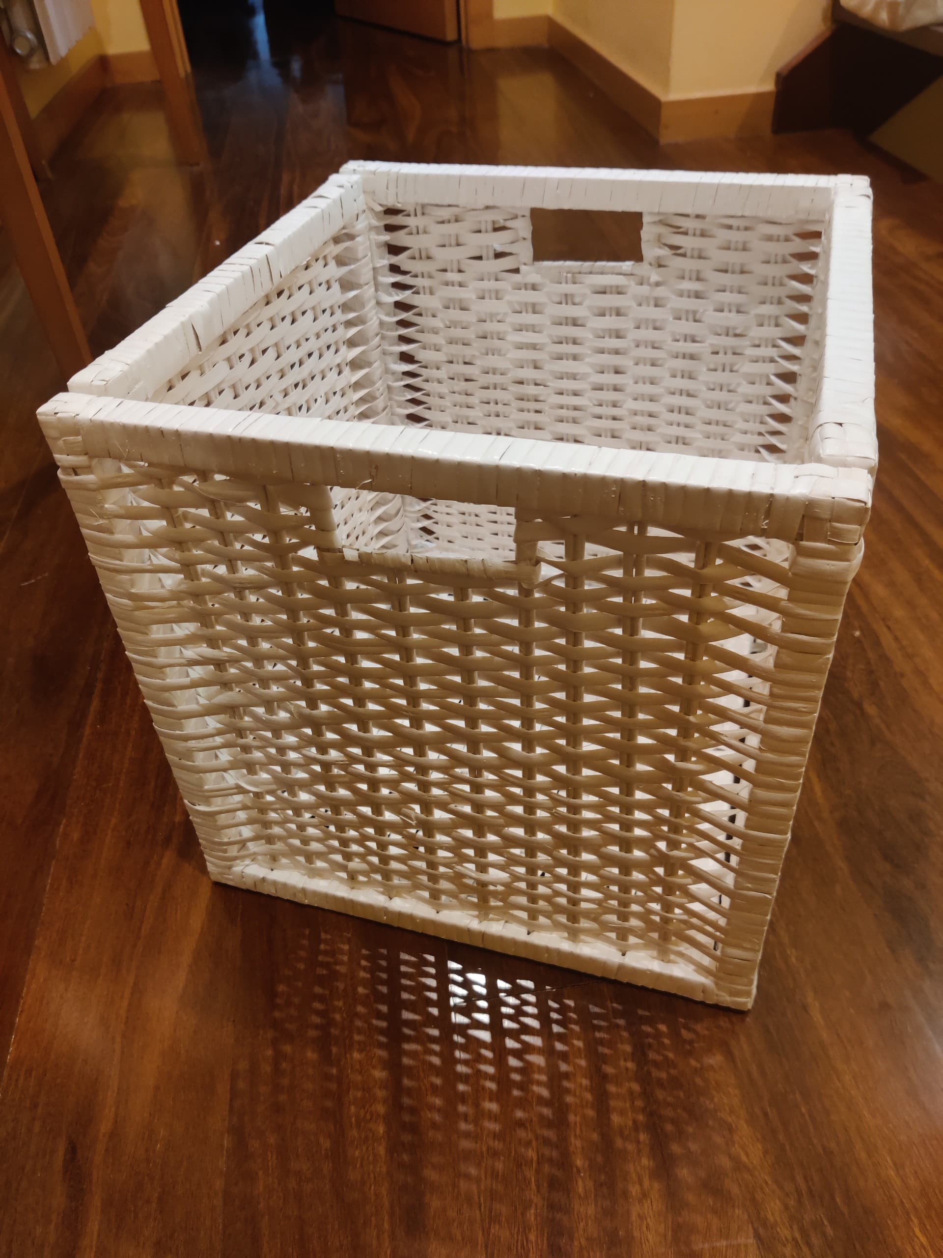 CESTO BRANCO Cesto, branco, 32x34x32 cm