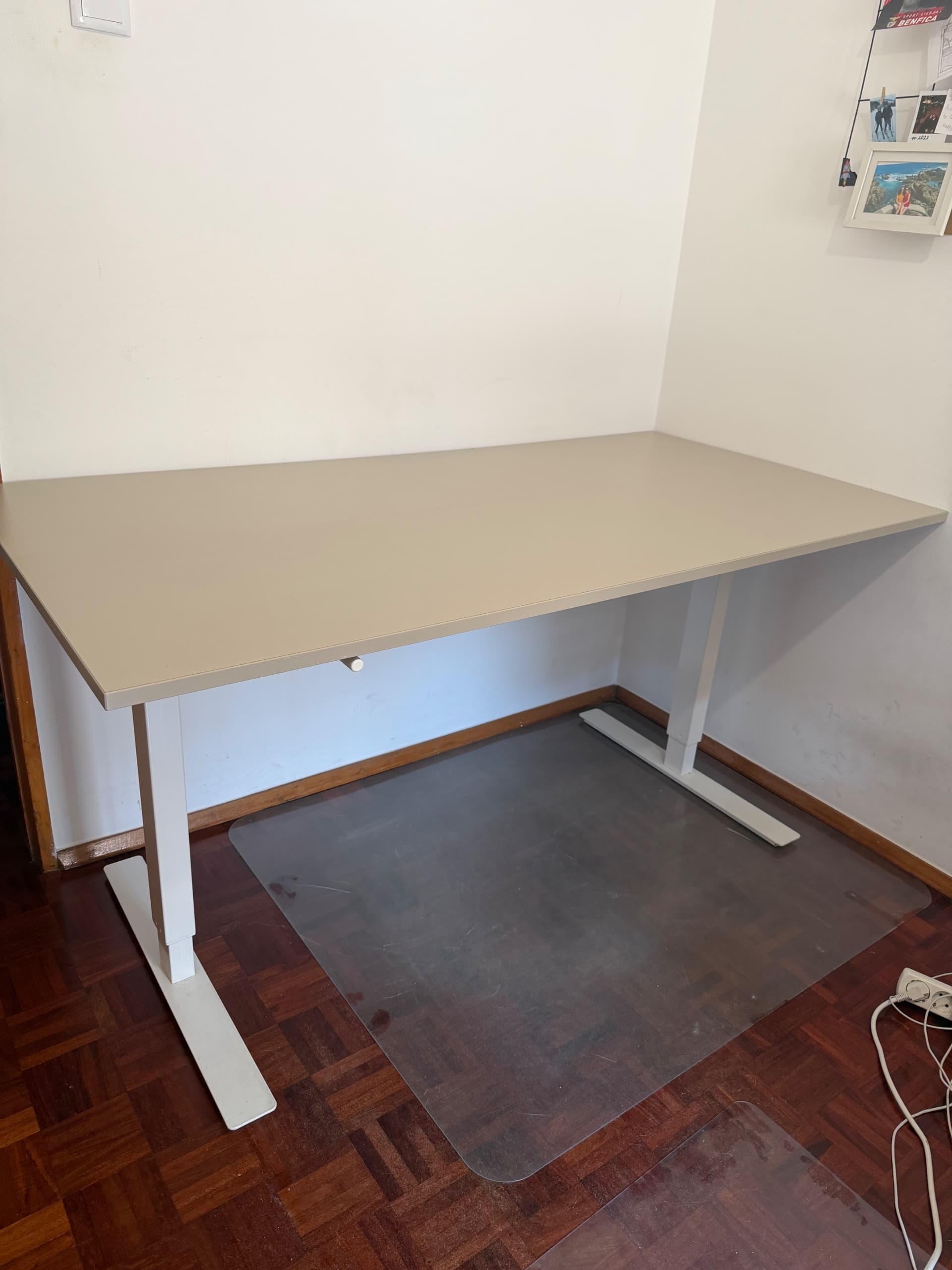 TROTTEN  DESK