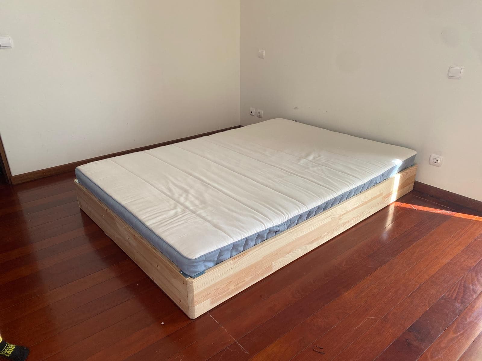 LYNGÖR mattress base, 140x200 cm