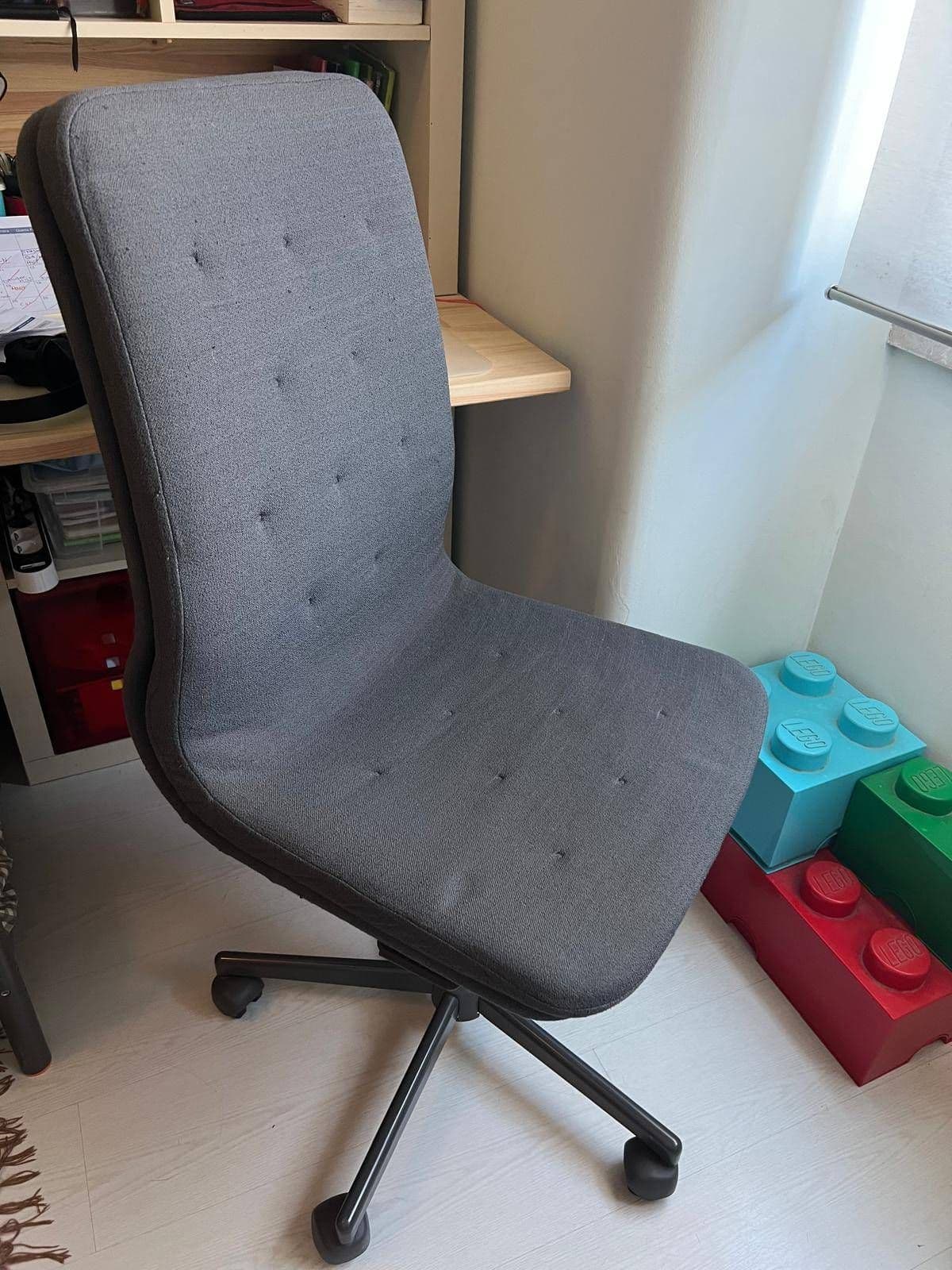 MULLFJÄLLET conference chair with castors, Naggen dark grey