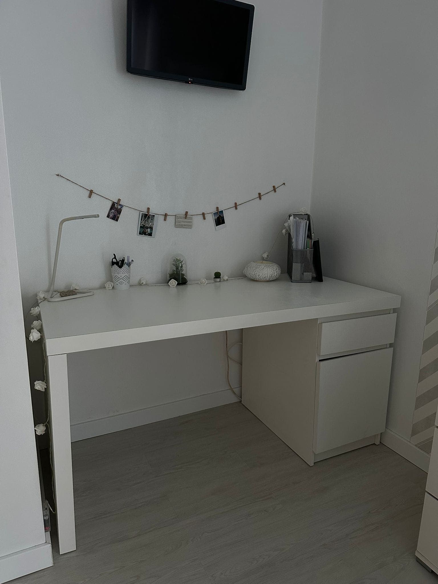 MALM Secretária, branco, 140x65 cm