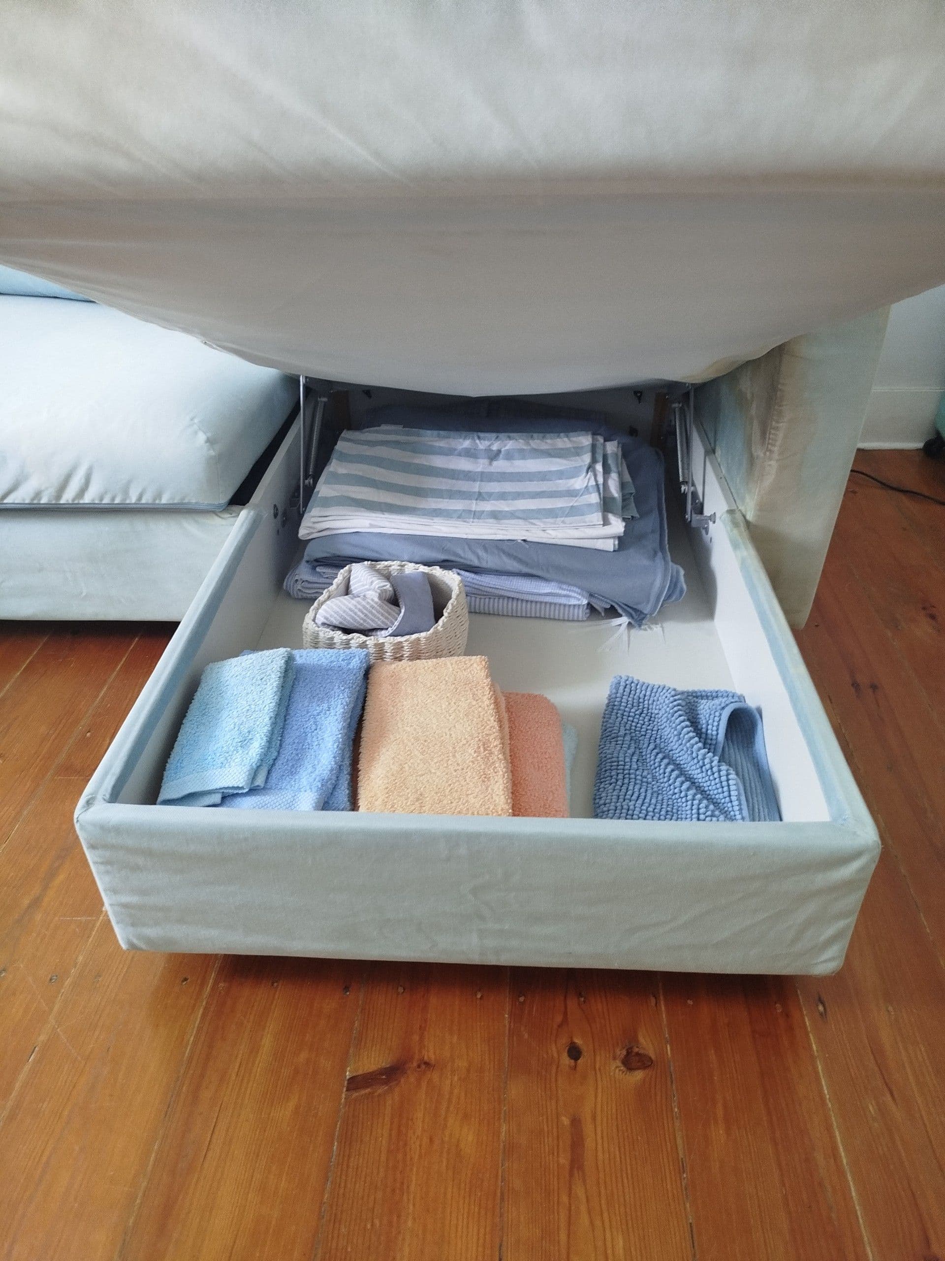 Sofás-cama com chaise longue