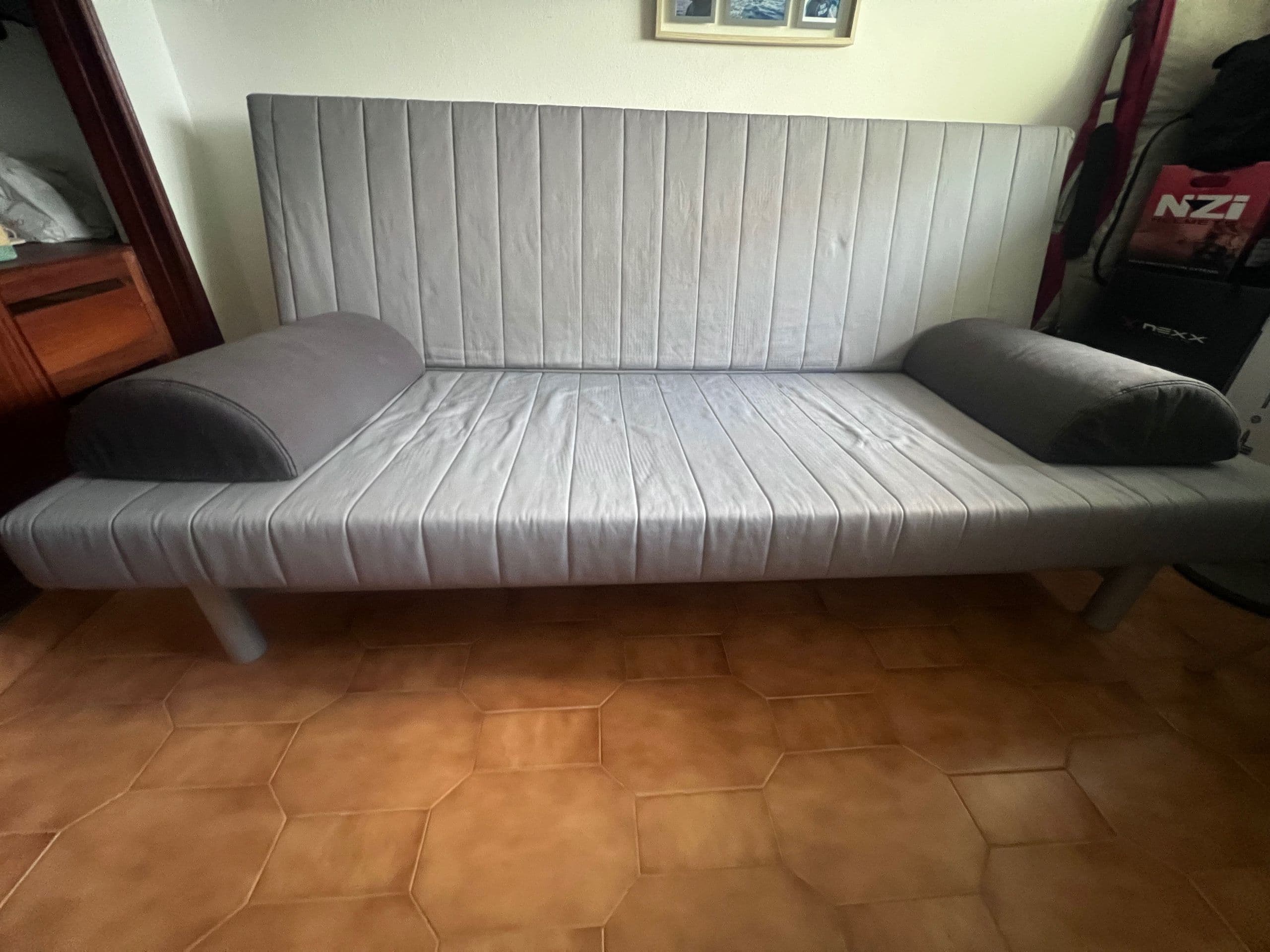 Sofás-cama de três lugares