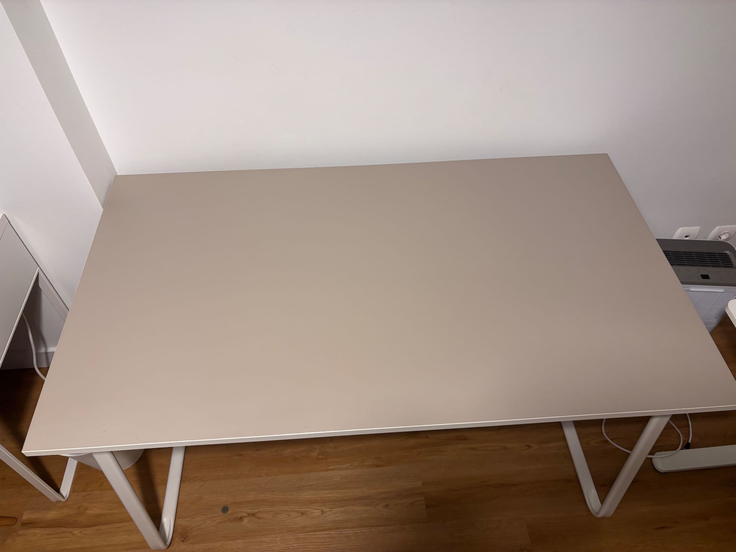 HUVUDSPELARE secretária p/gaming, bege, 140x80 cm