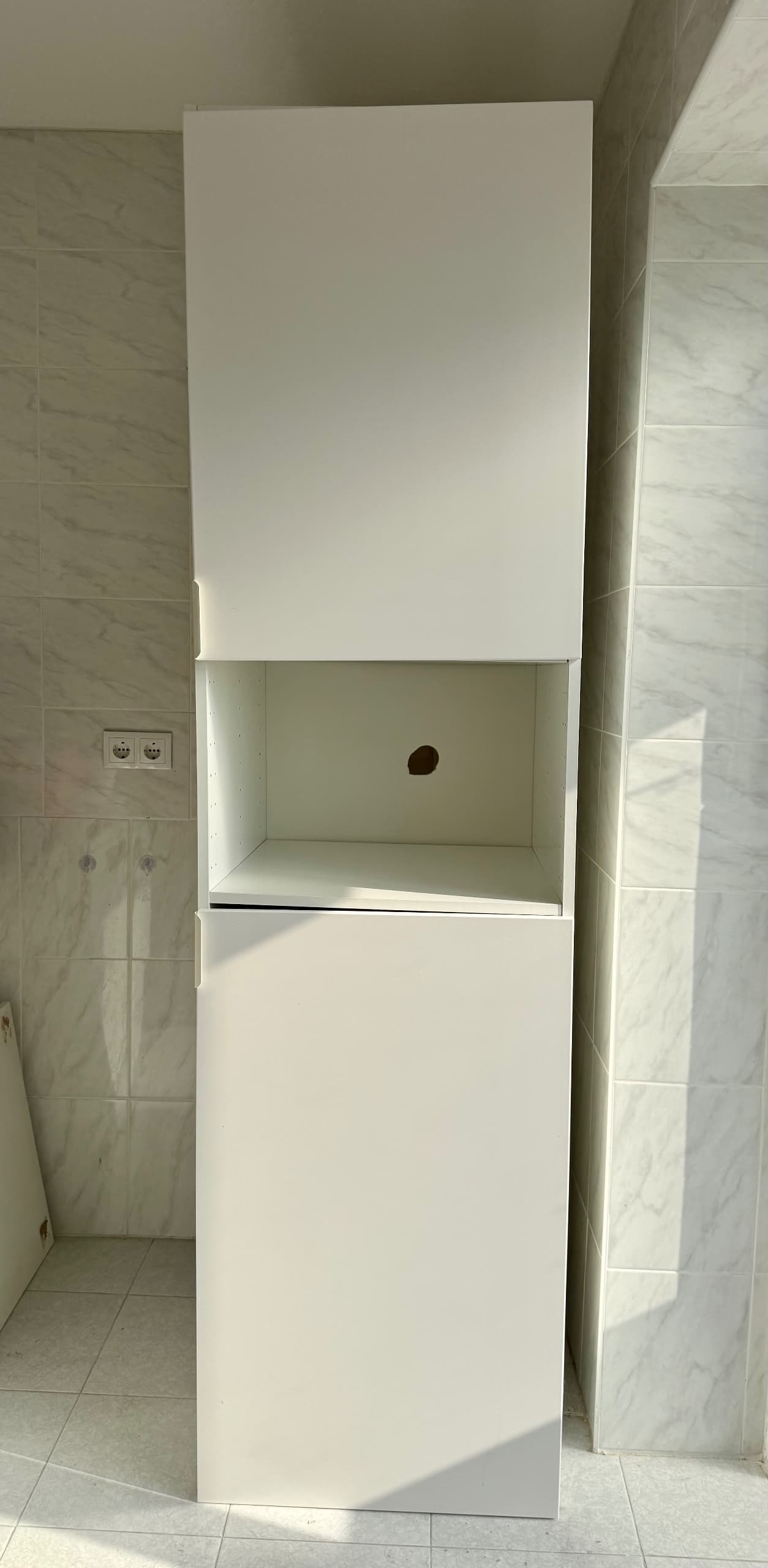 METOD arm alt p/micro c/2pt/pr, branco/Voxtorp branco mate, 60x60x220 cm