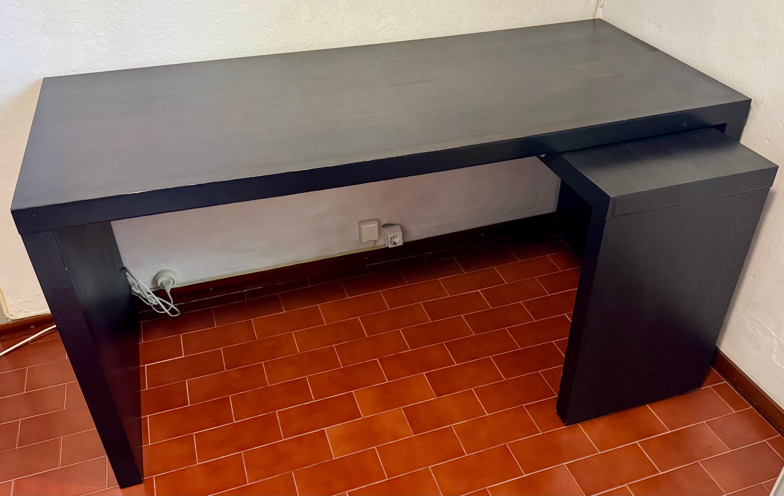 MALM Secretária c/painel extraível, branco, 151x65 cm