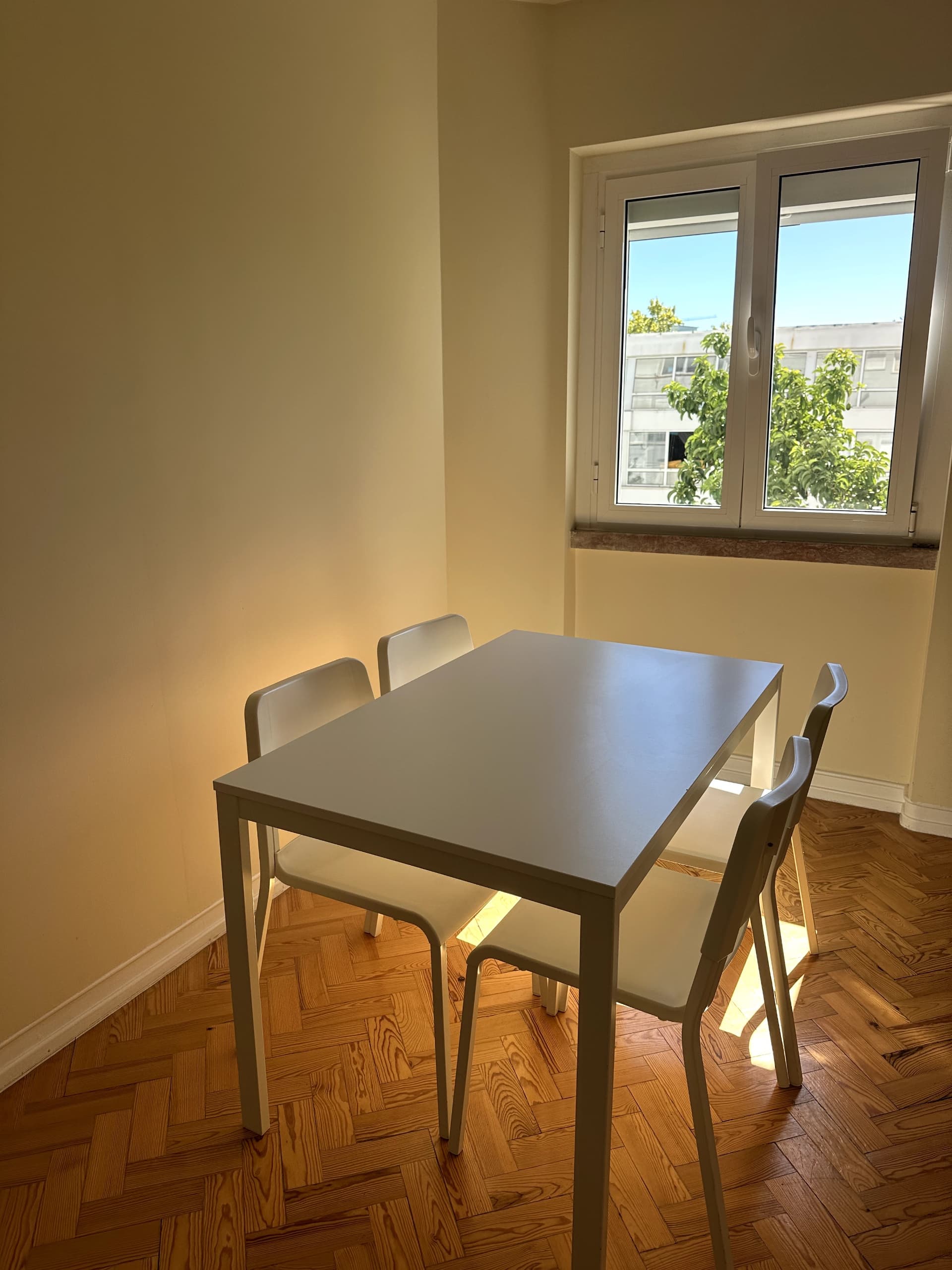 VIHALS mesa extensível, branco, 120/180x74 cm