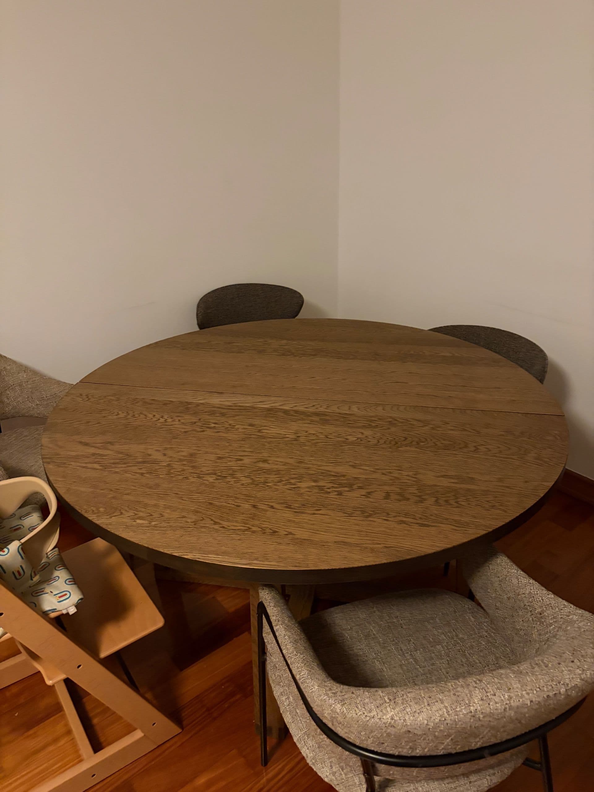 MÖRBYLÅNGA Table, oak veneer brown stained, Diameter: 145 cm