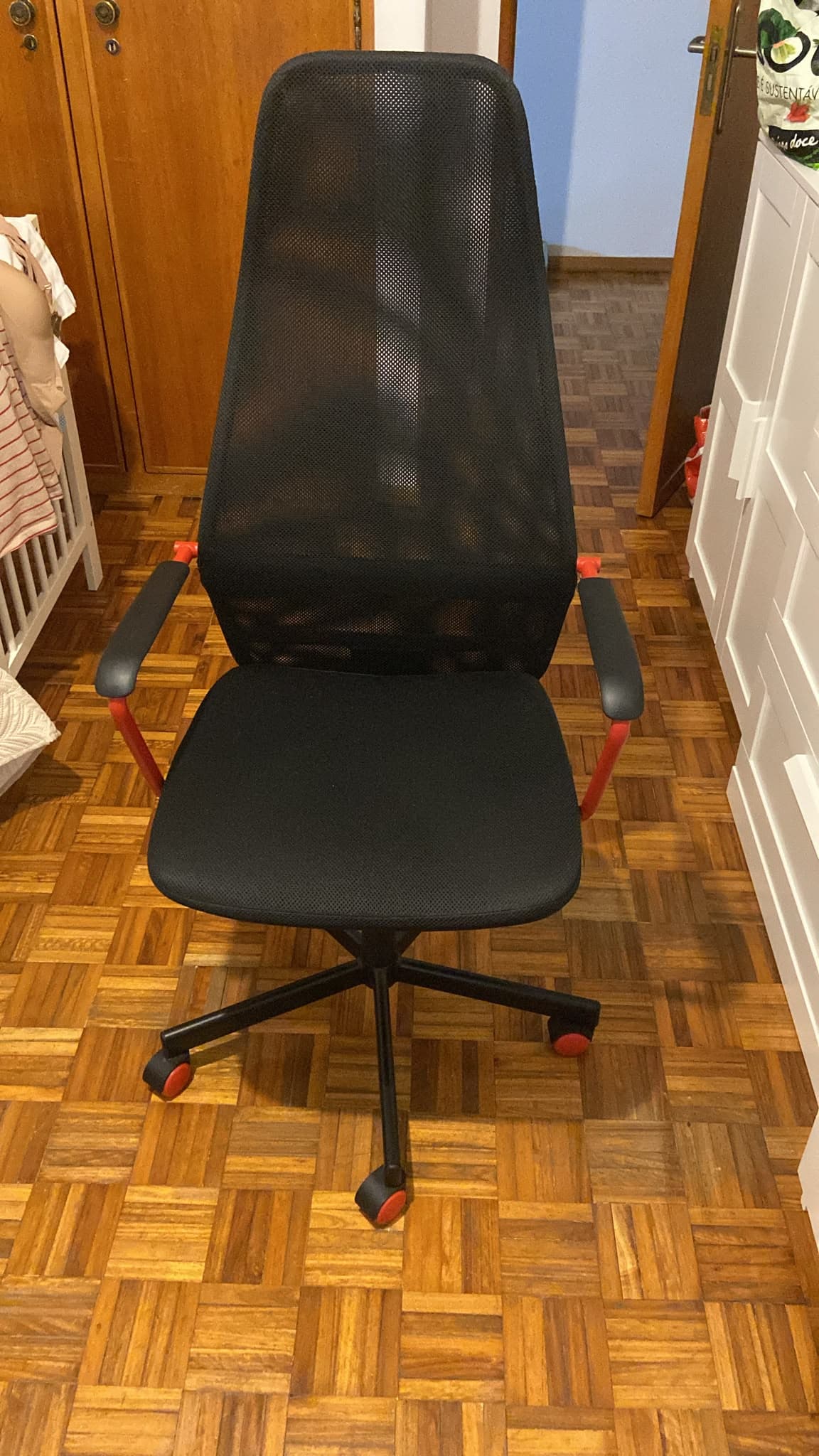 HUVUDSPELARE gaming chair, black