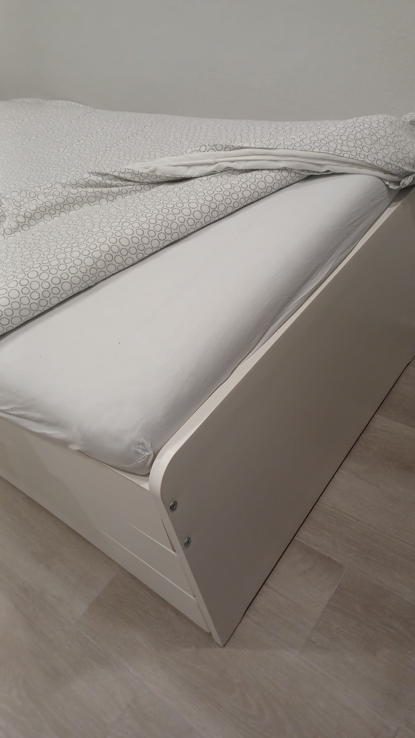 SLÄKT bed frame with underbed and storage, white, 90x200 cm