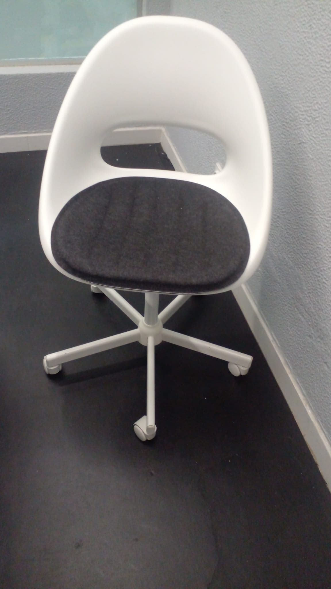 LOBERGET CHAIRS