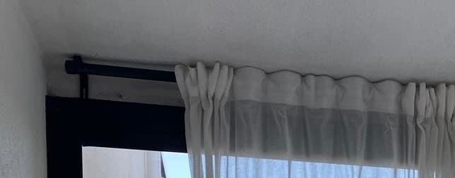 HUGAD varão de cortinado, preto, 120-210 cm