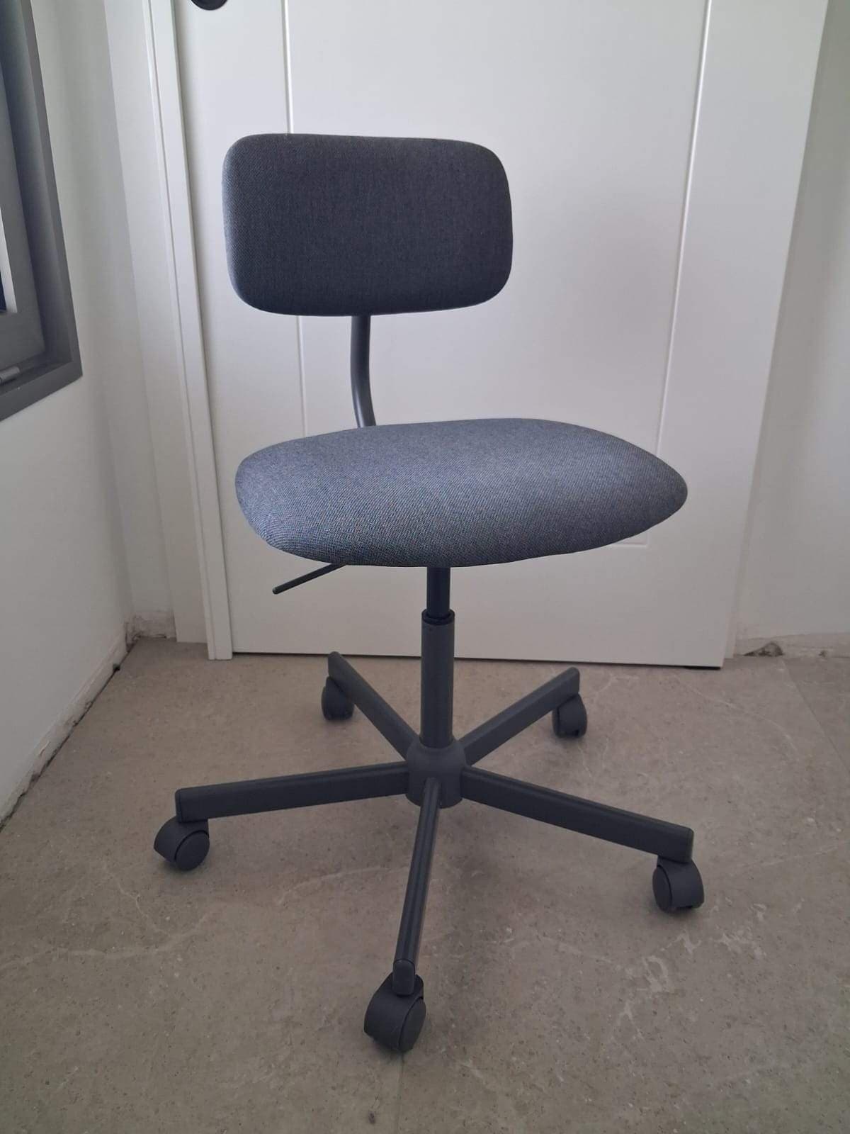 BLECKBERGET swivel chair, Klovsta white/grey