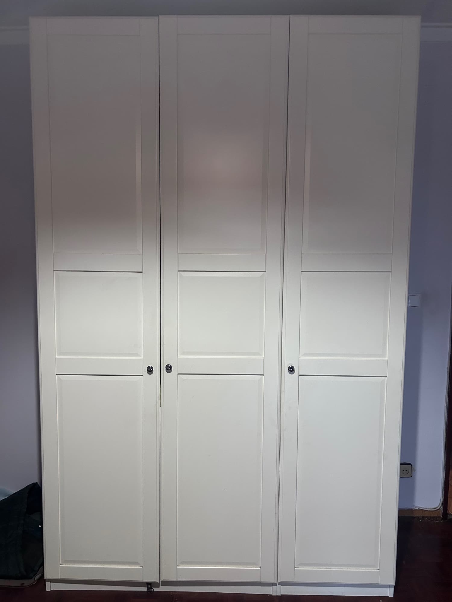 PAX wardrobe with 3 doors