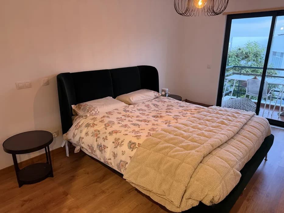 TUFJORD estrutura de cama estofada, Tallmyra azul-preto, 160x200 cm