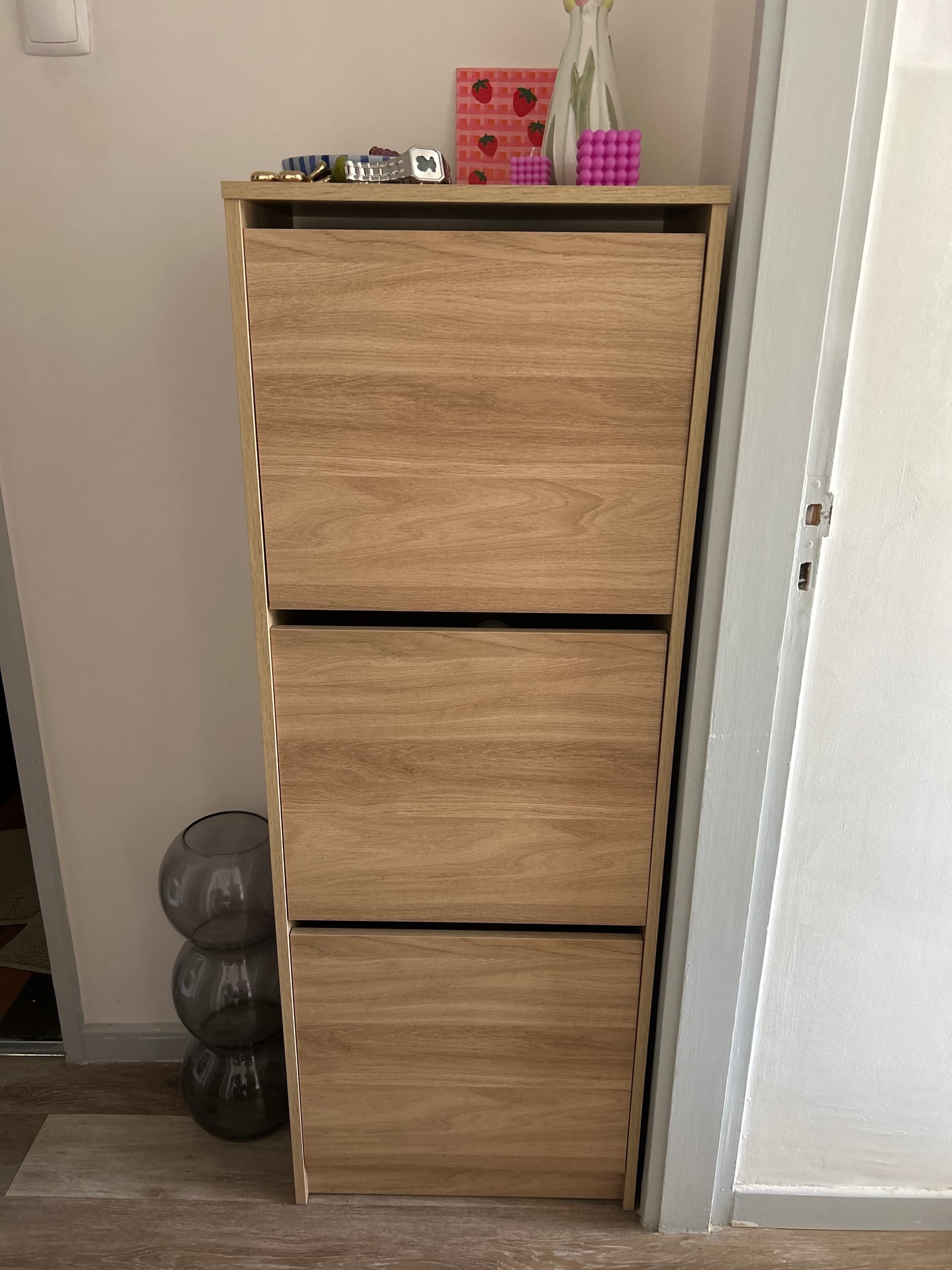 BISSA shoe cabinet with 3 compartments, oak effect, 49x28x135 cm