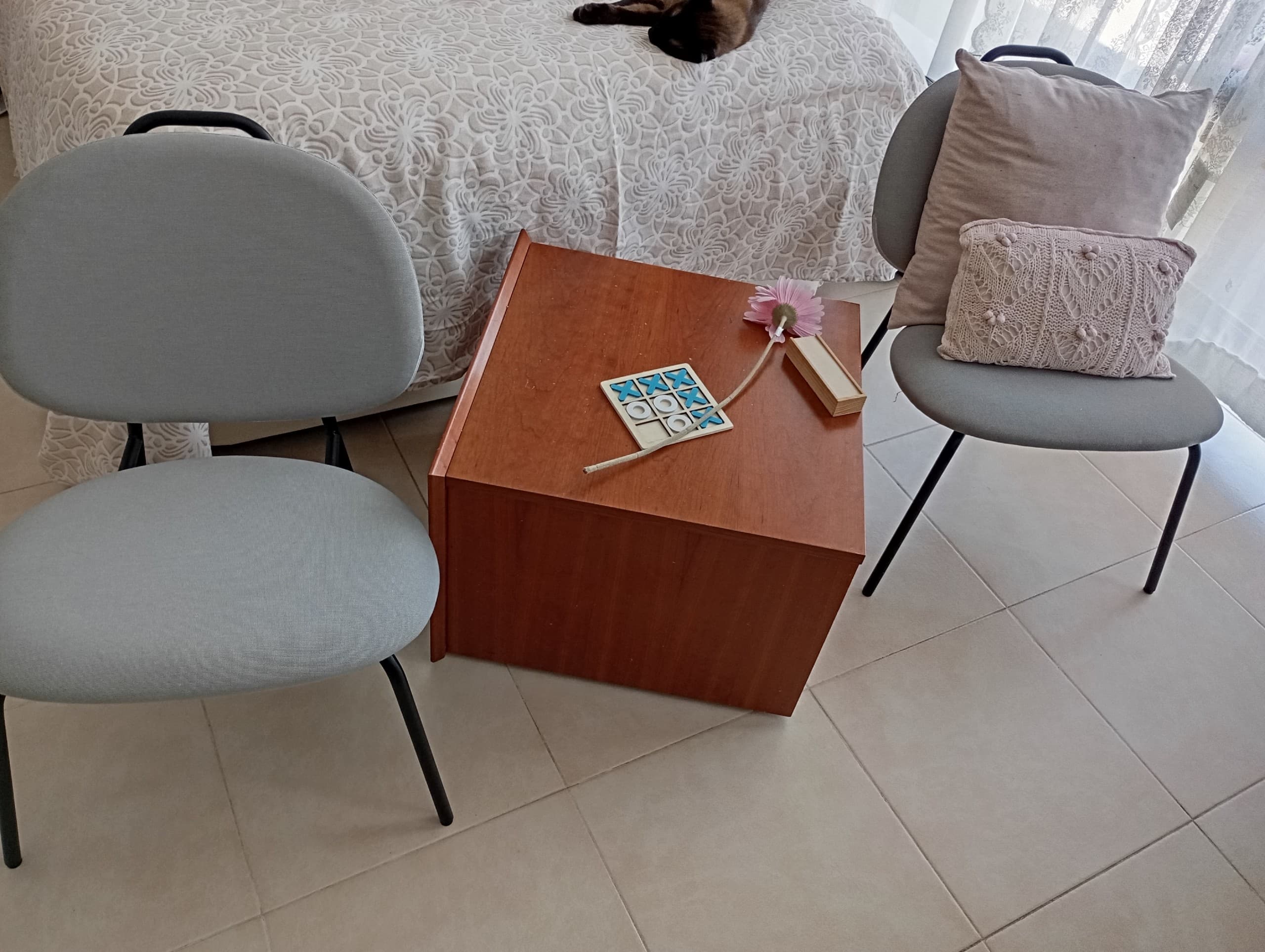 GÄVLE easy chair, Diseröd grey